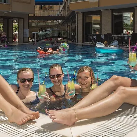 Tac Premier & Resort Alanya